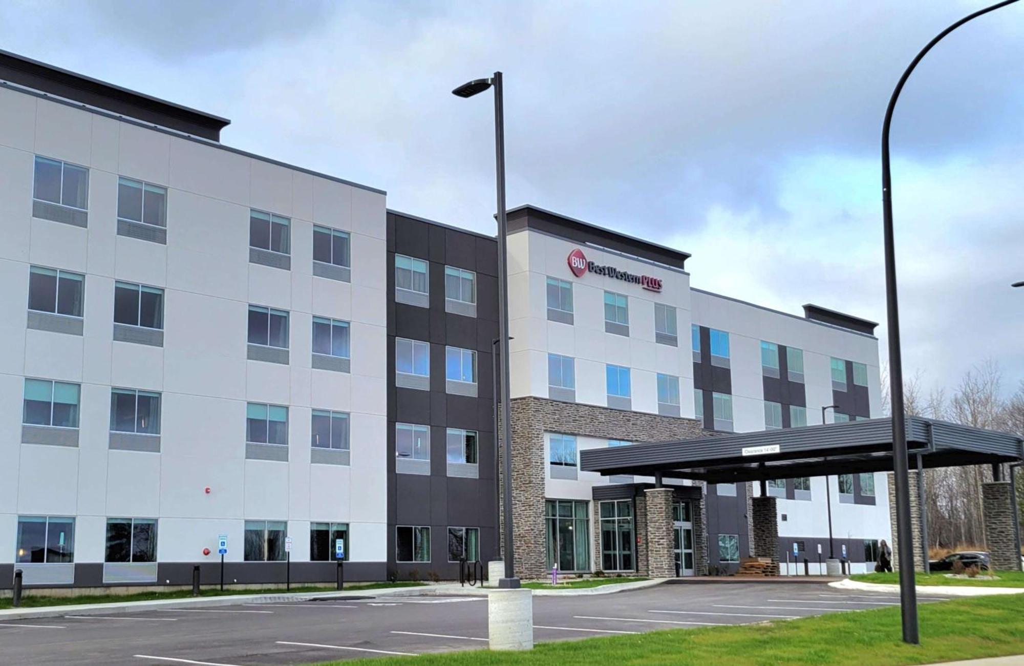 Best Western Plus Grand Rapids Mn Exterior photo