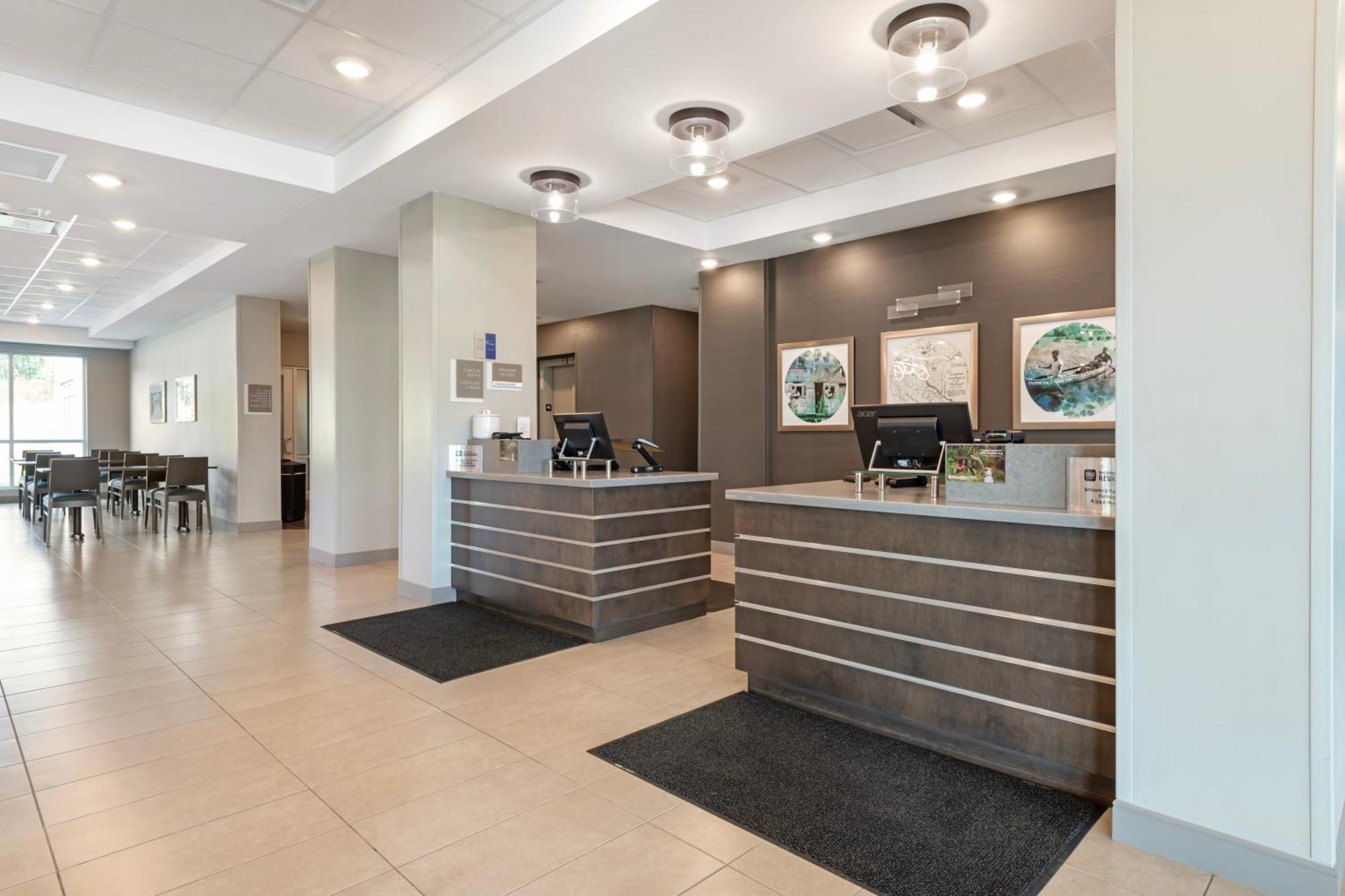 Best Western Plus Grand Rapids Mn Exterior photo