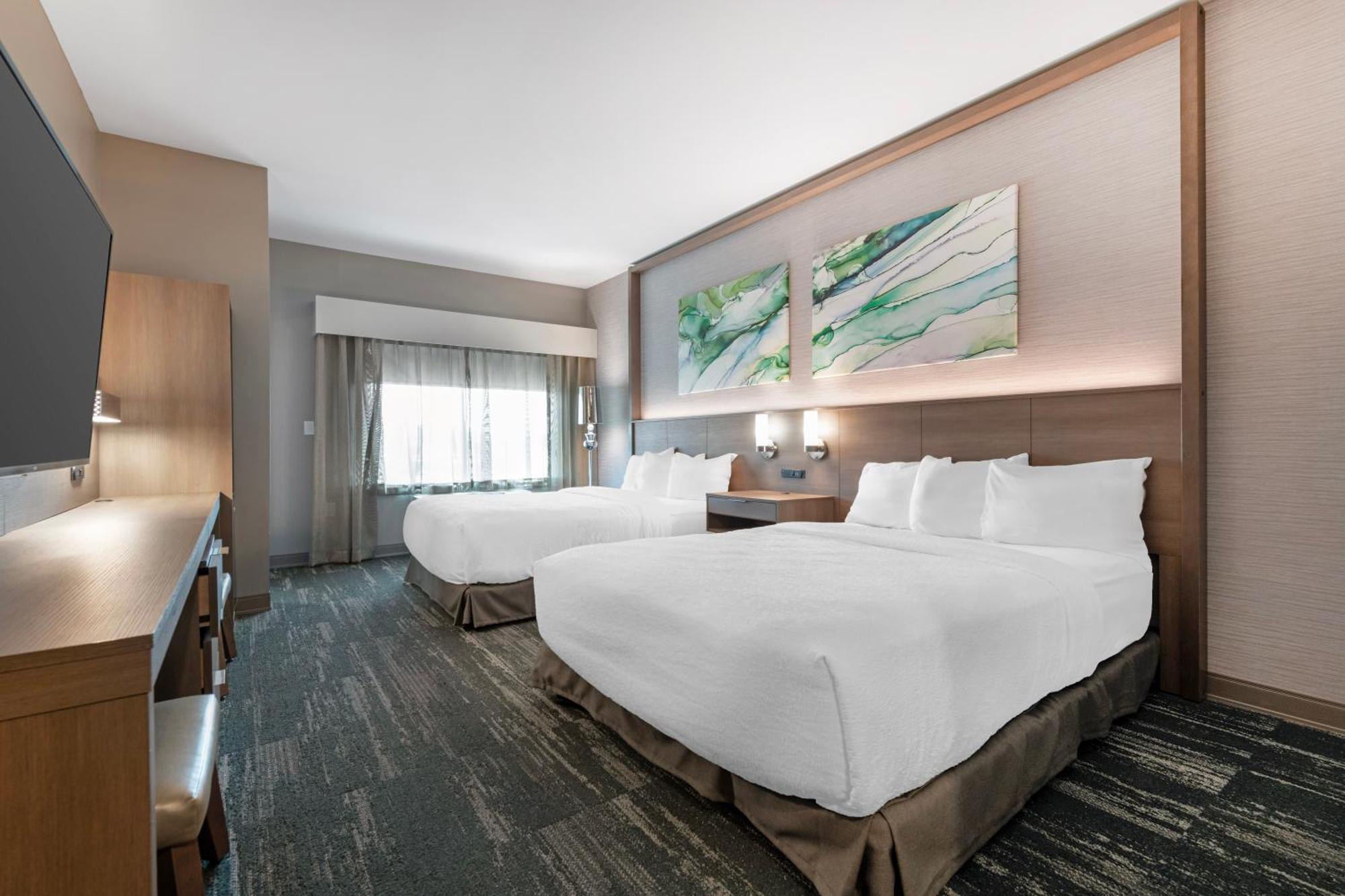 Best Western Plus Grand Rapids Mn Exterior photo
